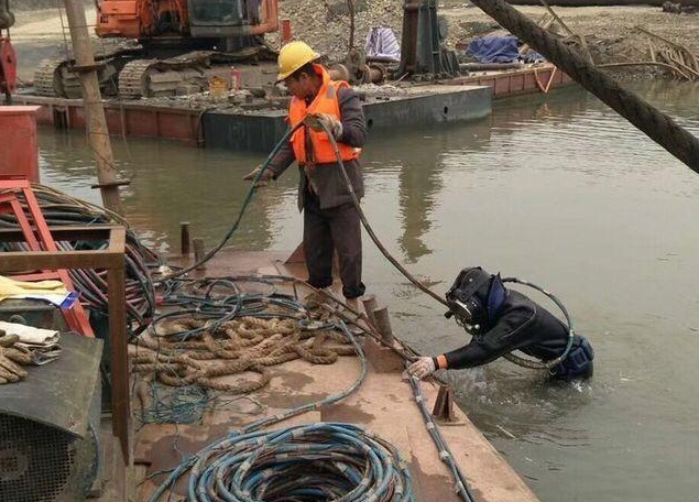 高青潜水封堵打捞